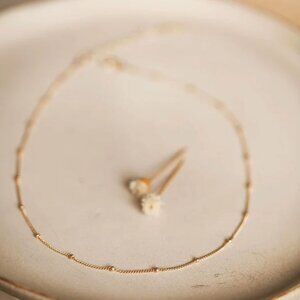 Hello Adorn Satellite Choker